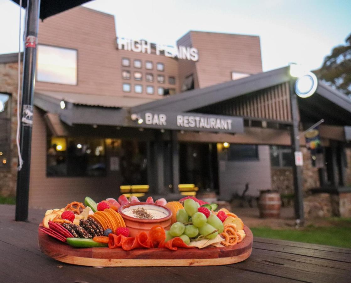 Hotel High Plains Dinner Plain Exterior photo